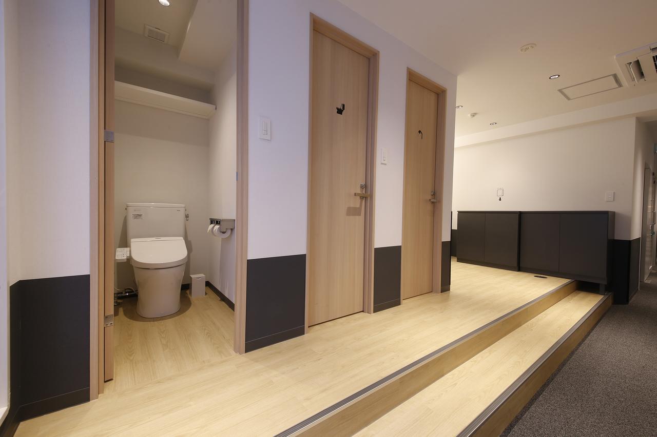 White Hostel Shinsaibashi Osaka Exteriör bild
