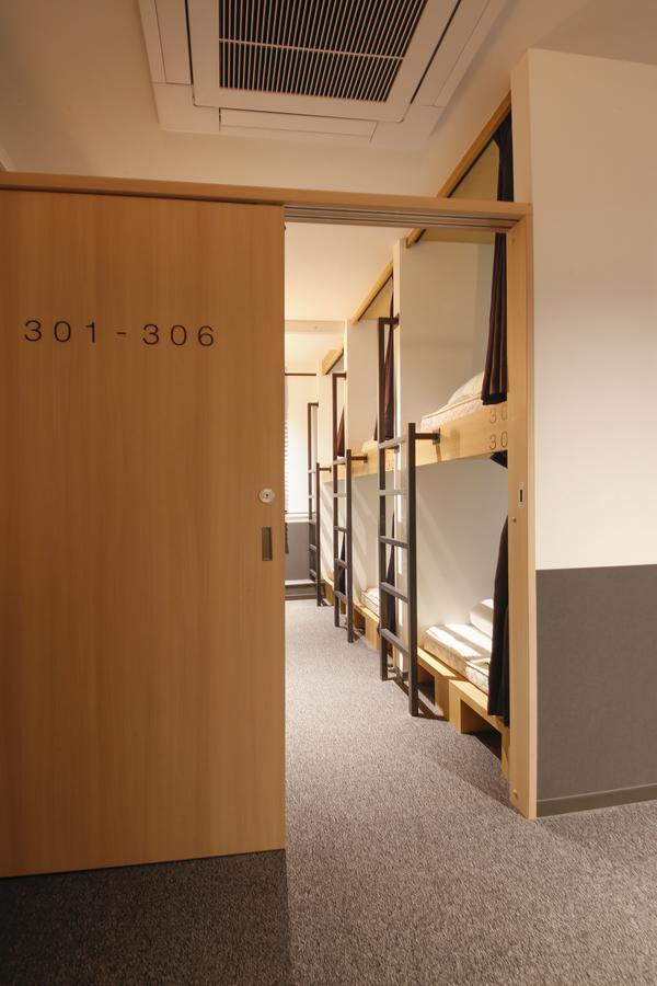 White Hostel Shinsaibashi Osaka Exteriör bild
