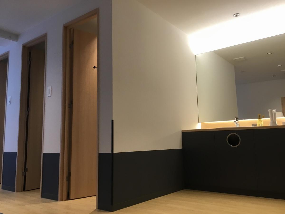 White Hostel Shinsaibashi Osaka Exteriör bild