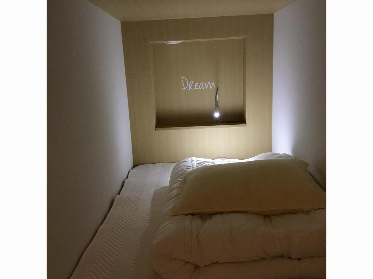White Hostel Shinsaibashi Osaka Exteriör bild